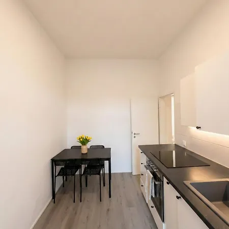 Appartement Gemuetliche 2 Direkt Am Rhein Keulen